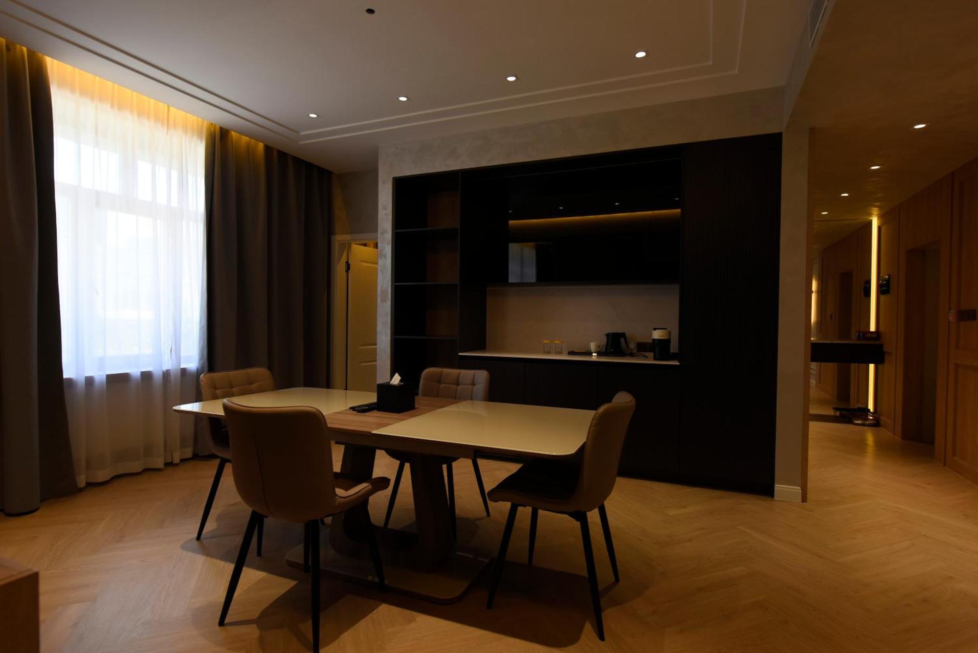Ulaanbaatar Hotel מראה חיצוני תמונה