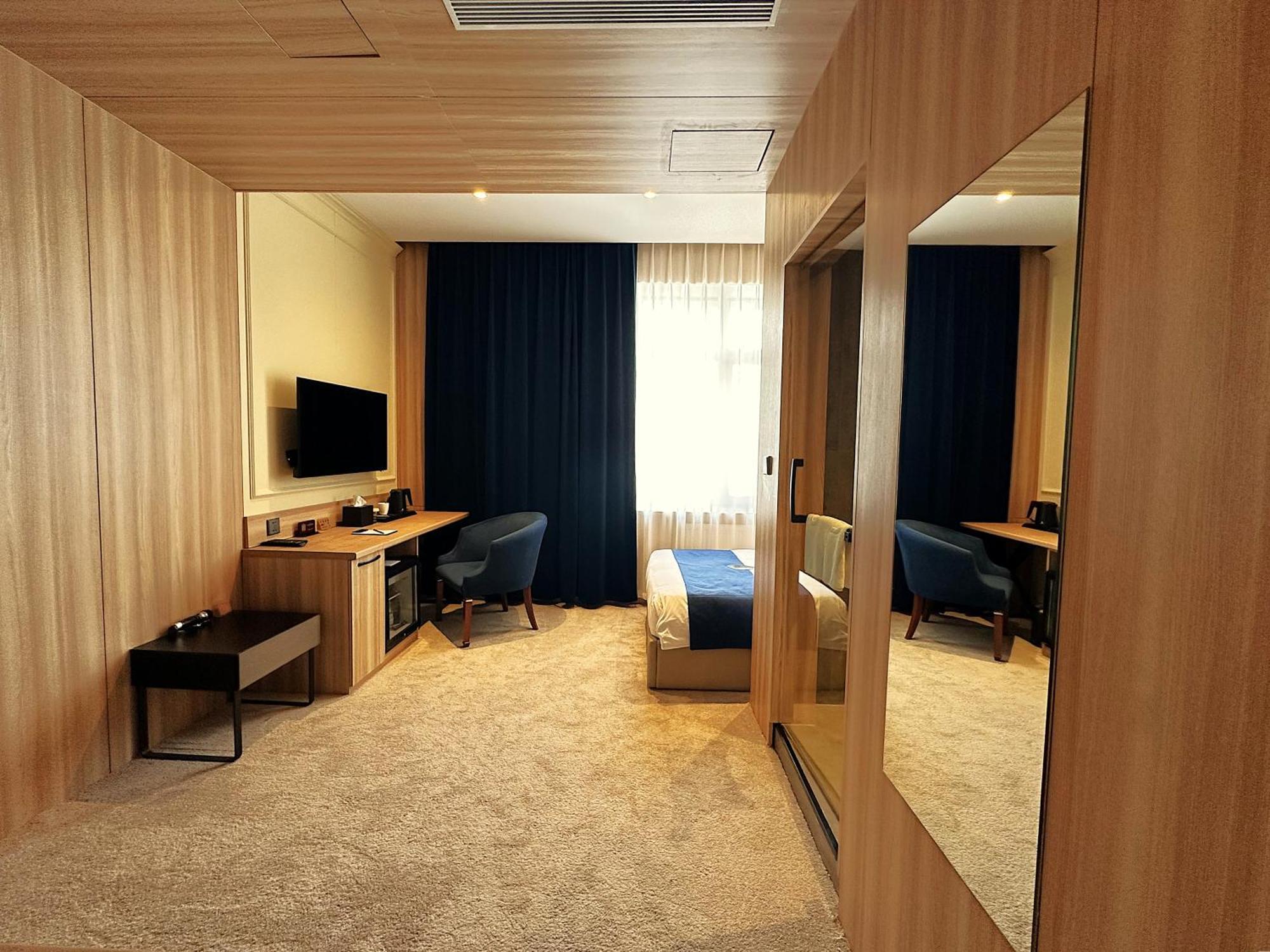Ulaanbaatar Hotel מראה חיצוני תמונה